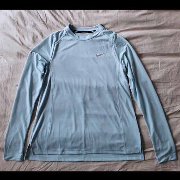 Nike Long Sleeve Running Shirt (XS) - Picture 2 of 4
